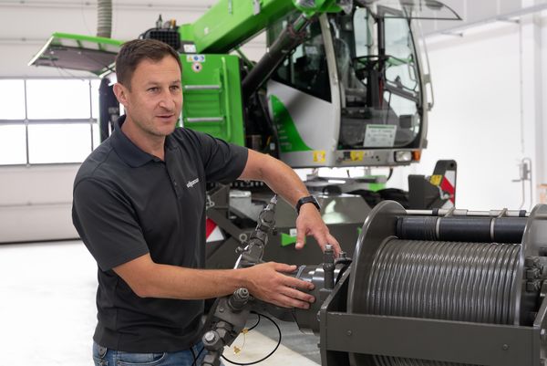 Sennebogen Schulung Trainer Sennebogen Schulung Trainer